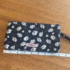 Cath Kidston bark blue and White Floral Clutch